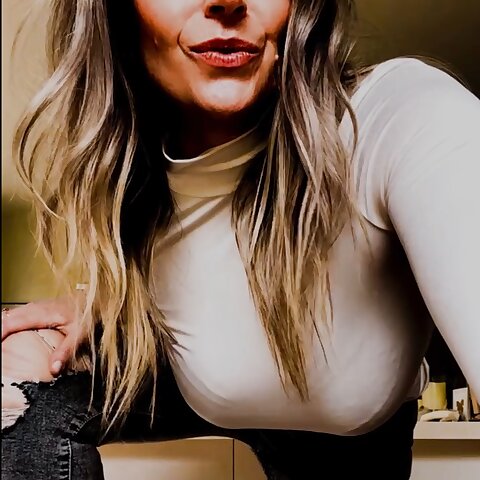 Aussie Glamazon @aussie_glamour_free OnlyFans Account