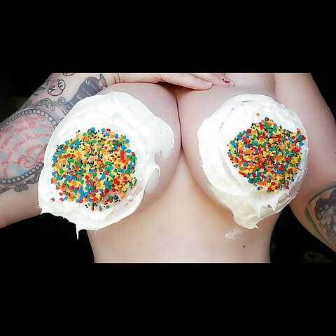 Tattooed_princess @tacosarelife13 OnlyFans Account