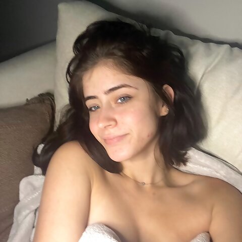 d :) @babyd222 OnlyFans Account