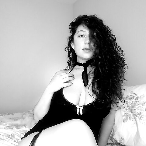 Emma Banks @emmabanks808 OnlyFans Account