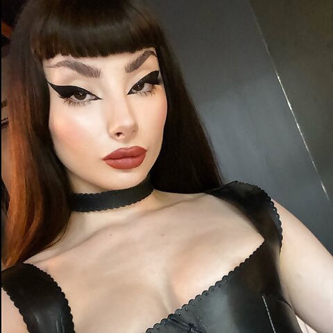 🖤 Séverine 🖤 @sweetseverine OnlyFans Account
